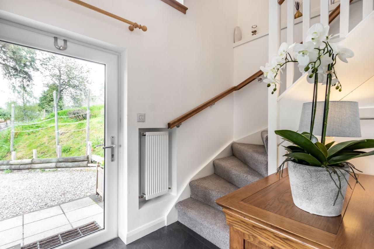 Villa Urquhart Bay Croft Drumnadrochit Esterno foto
